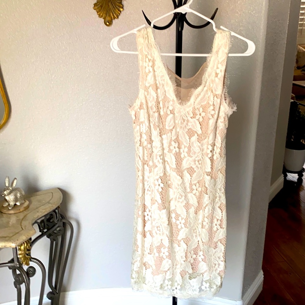 White lace dress